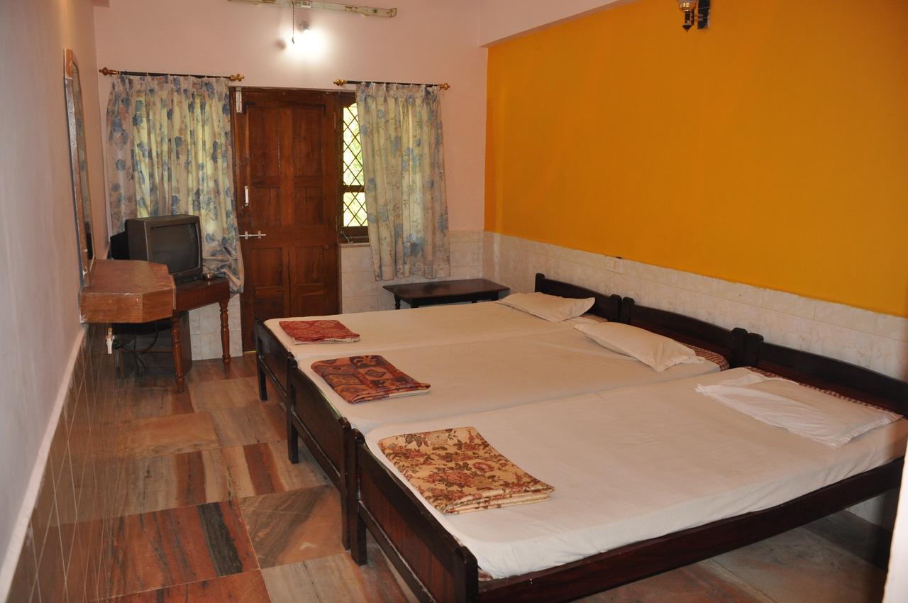 Hotel Gokarna International ภายนอก รูปภาพ